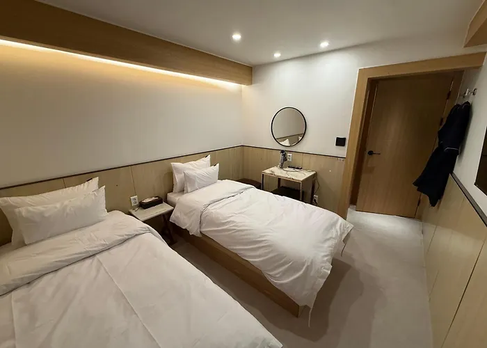 Hotel Latree *